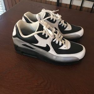 Nike shoes size 10
